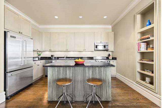 252 7TH Avenue PHP, New York City, NY 10001