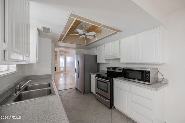 2606 E WINDSOR Avenue, Phoenix, AZ 85008