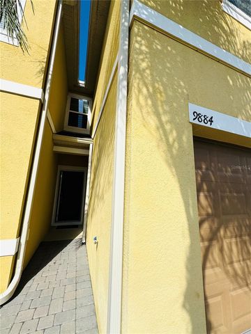 9884 RED EAGLE DRIVE, Orlando, FL 32825