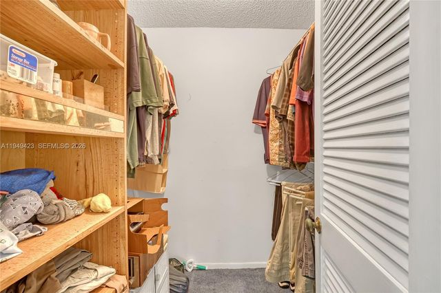 5703 Ainsley Ct, Boynton Beach, FL 33437