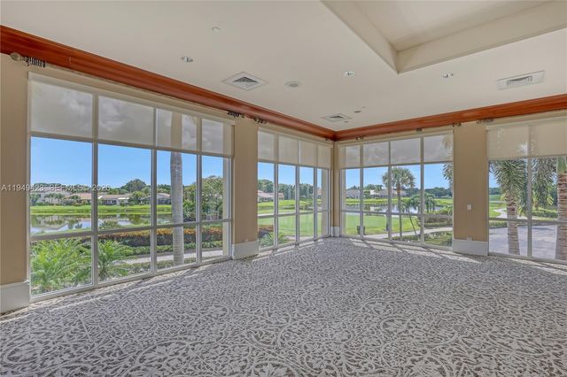 5703 Ainsley Ct, Boynton Beach, FL 33437