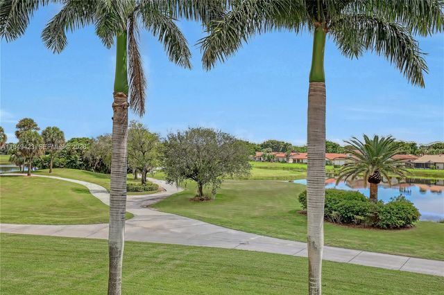 5703 Ainsley Ct, Boynton Beach, FL 33437