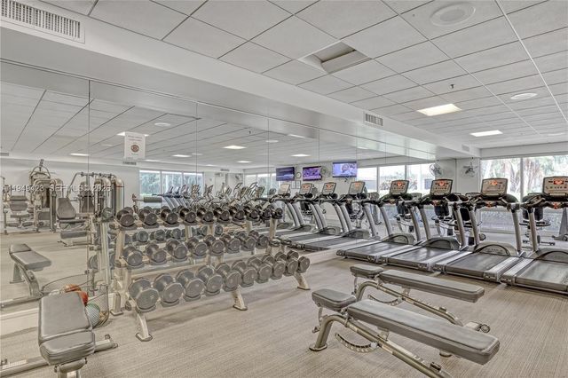 5703 Ainsley Ct, Boynton Beach, FL 33437