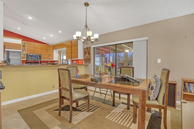 5703 Ainsley Ct, Boynton Beach, FL 33437