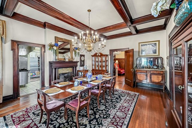 309 W Divine Street, Dunn, NC 28334