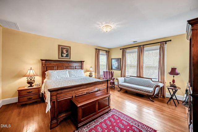 309 W Divine Street, Dunn, NC 28334