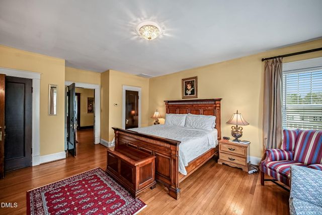309 W Divine Street, Dunn, NC 28334