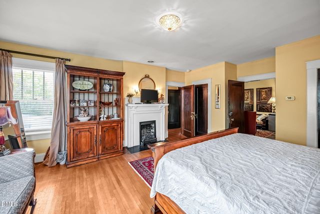309 W Divine Street, Dunn, NC 28334
