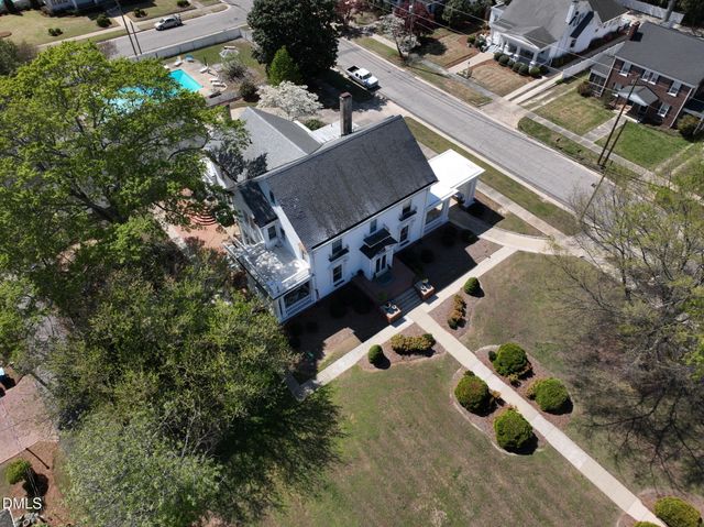 309 W Divine Street, Dunn, NC 28334