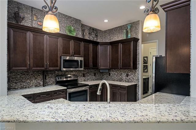 11122 Esteban DR, Fort Myers, FL 33912