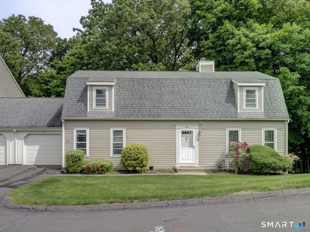 58 Old Towne Road 58, Cheshire, CT 06410