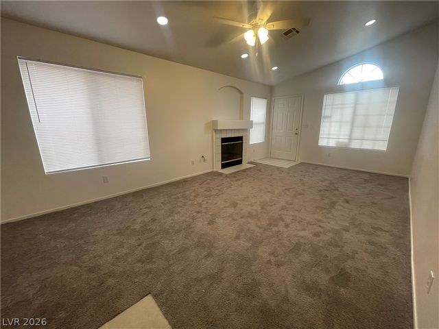 7117 Old Village Avenue, Las Vegas, NV 89129