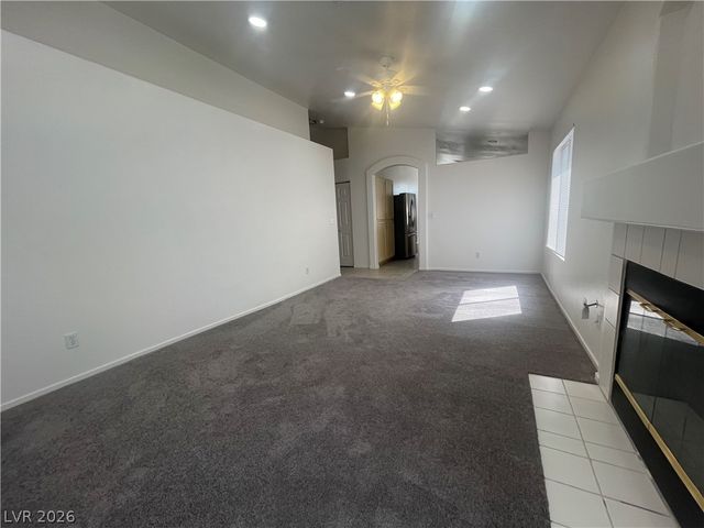 7117 Old Village Avenue, Las Vegas, NV 89129