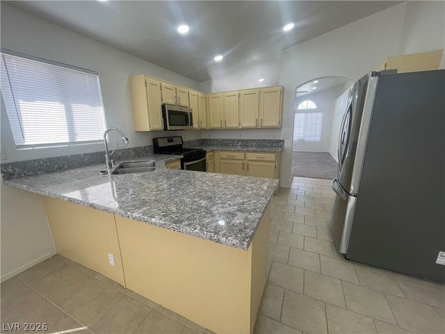 7117 Old Village Avenue, Las Vegas, NV 89129