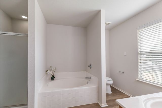 10413 Wood Leaf Court, Fort Worth, TX 76244