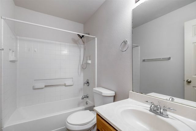 10413 Wood Leaf Court, Fort Worth, TX 76244