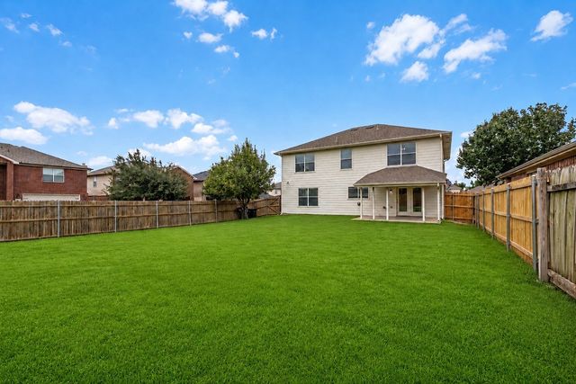 10413 Wood Leaf Court, Fort Worth, TX 76244