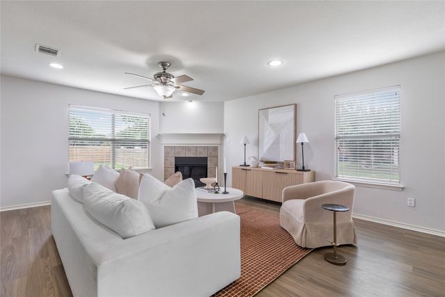 10413 Wood Leaf Court, Fort Worth, TX 76244