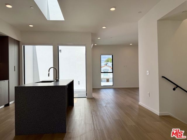 5119 Colfax Avenue 306, Valley Village, CA 91601