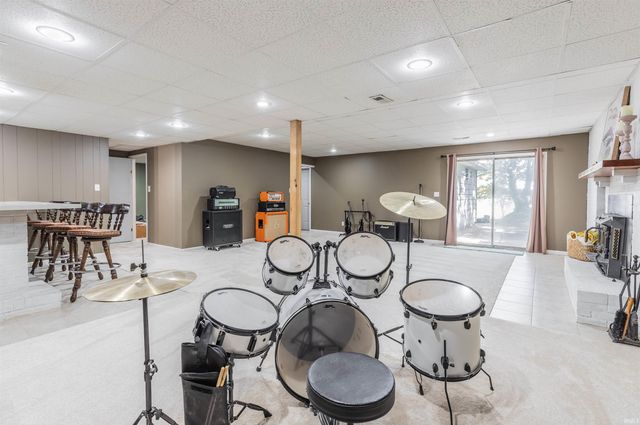 712 Mahrenholz Avenue, Evansville, IN 47712