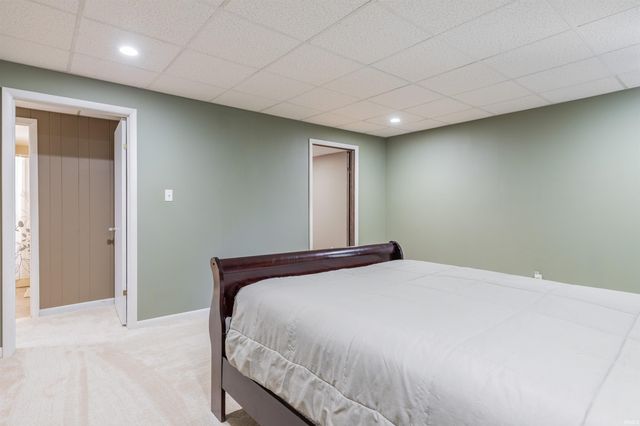 712 Mahrenholz Avenue, Evansville, IN 47712