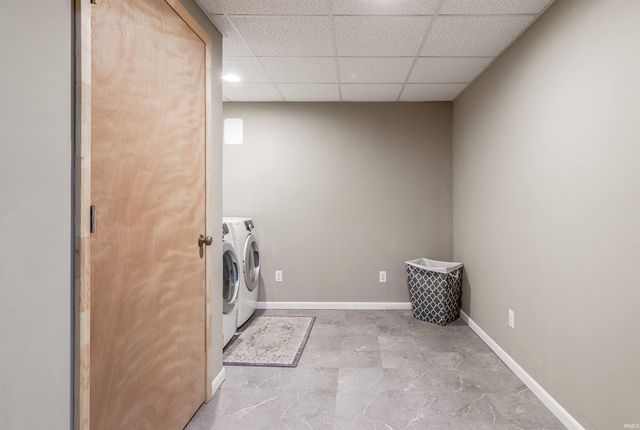 712 Mahrenholz Avenue, Evansville, IN 47712