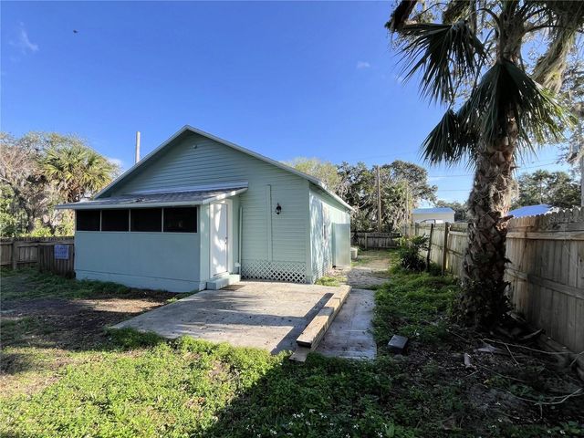 448 PALM STREET, New Smyrna Beach, FL 32168