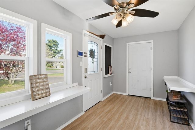 959 Main St, Agawam, MA 01001