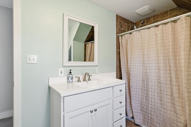 959 Main St, Agawam, MA 01001