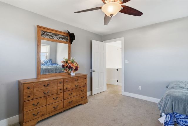 959 Main St, Agawam, MA 01001