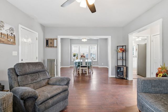 959 Main St, Agawam, MA 01001