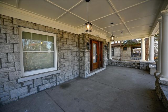 3703 Pennsylvania Avenue, Kansas City, MO 64111