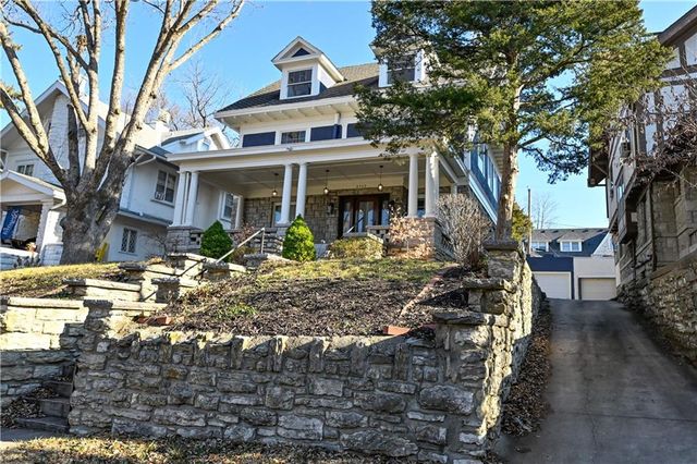 3703 Pennsylvania Avenue, Kansas City, MO 64111