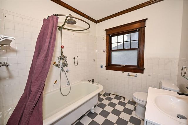 3703 Pennsylvania Avenue, Kansas City, MO 64111