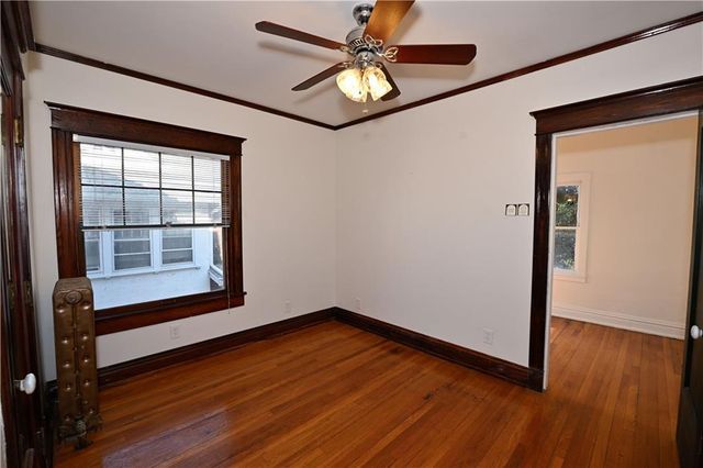 3703 Pennsylvania Avenue, Kansas City, MO 64111