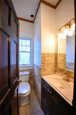 3703 Pennsylvania Avenue, Kansas City, MO 64111