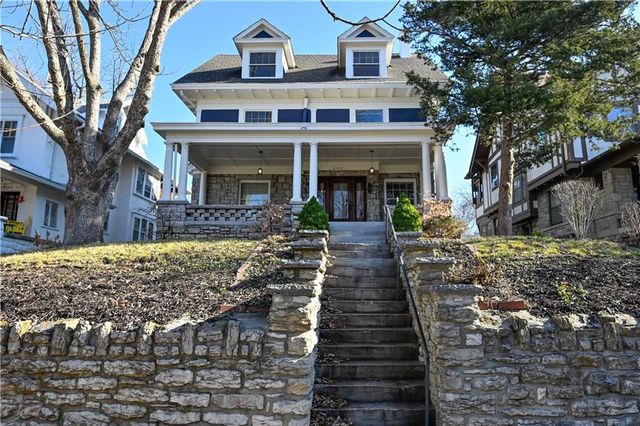 3703 Pennsylvania Avenue, Kansas City, MO 64111