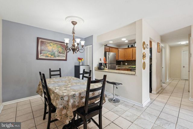 221 N EMORY DR #4, Sterling, VA 20164