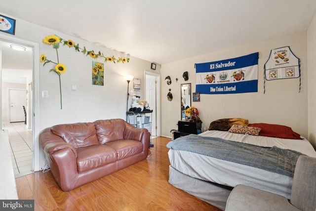 221 N EMORY DR #4, Sterling, VA 20164