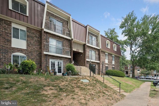 221 N EMORY DR #4, Sterling, VA 20164