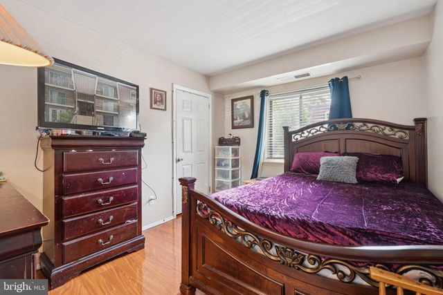 221 N EMORY DR #4, Sterling, VA 20164