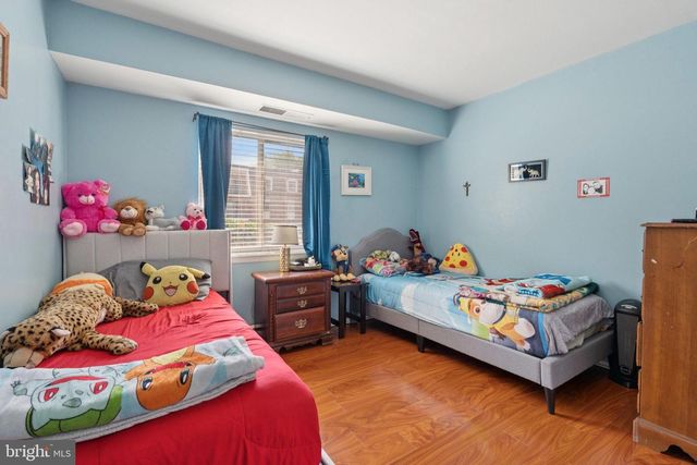221 N EMORY DR #4, Sterling, VA 20164