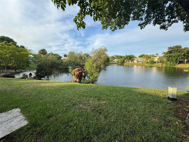 6653 SW 140th Avenue 6653, Miami, FL 33183