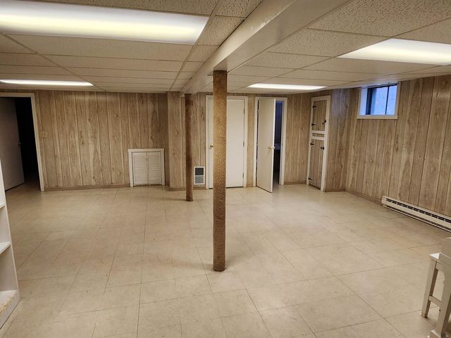 27 Birkdale Rd, Bedford, NH 03110