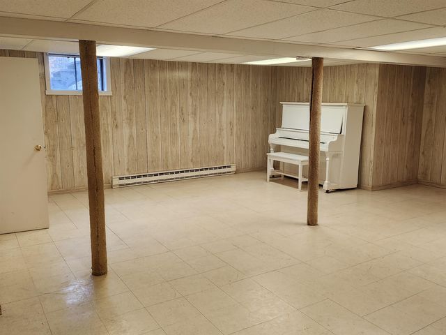 27 Birkdale Rd, Bedford, NH 03110