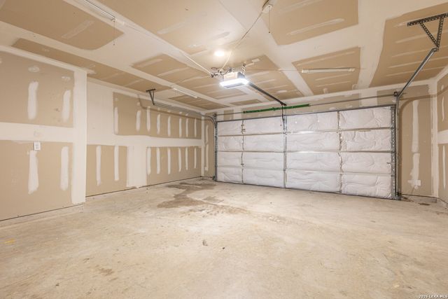 6222 Fieldrun, San Antonio, TX 78218
