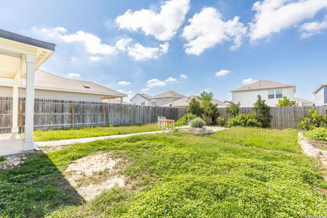6222 Fieldrun, San Antonio, TX 78218