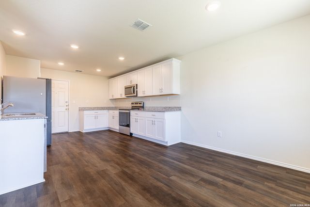 6222 Fieldrun, San Antonio, TX 78218
