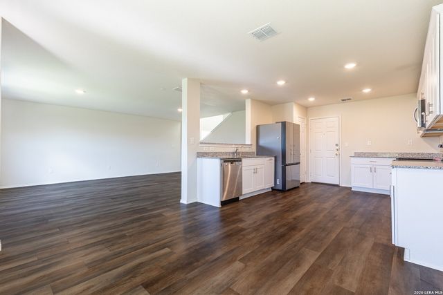 6222 Fieldrun, San Antonio, TX 78218