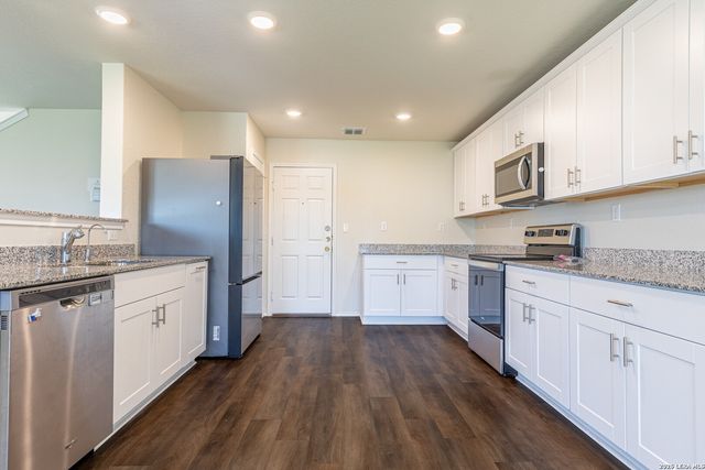 6222 Fieldrun, San Antonio, TX 78218